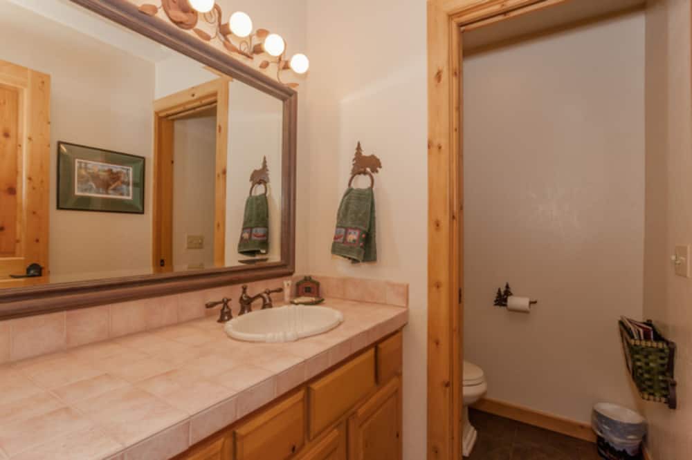 Photo of Bathroom in Talmont