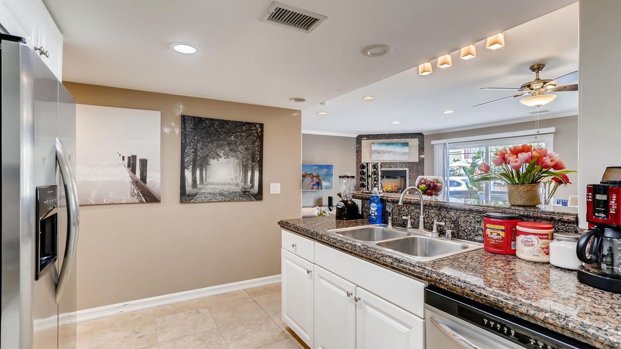 Photo of Kitchen in Santa Ana Heights