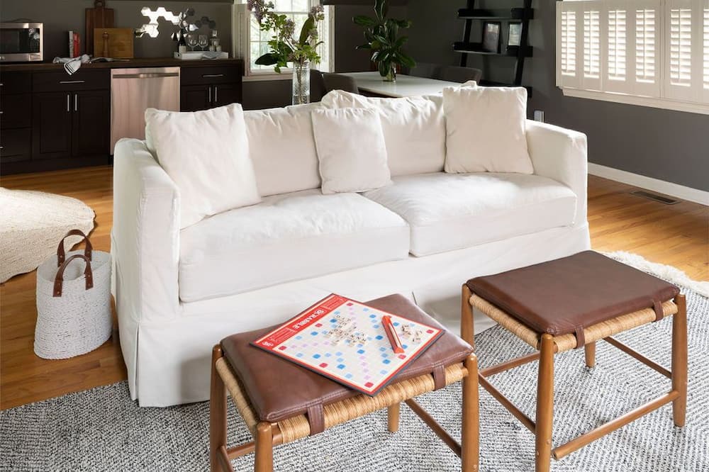 Photo of Livingroom in Rumson