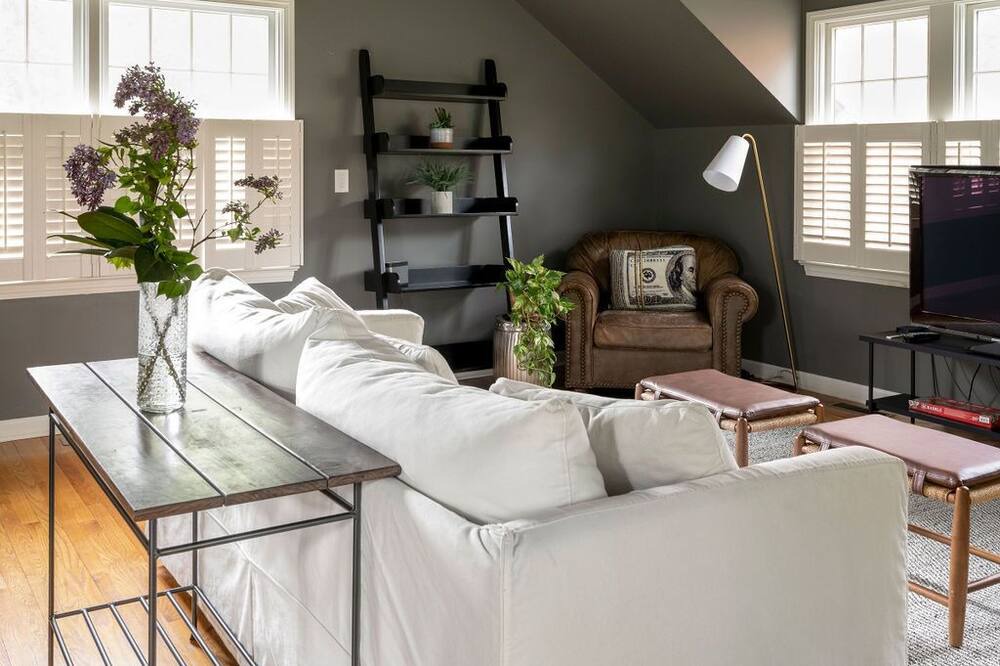 Photo of Livingroom in Rumson