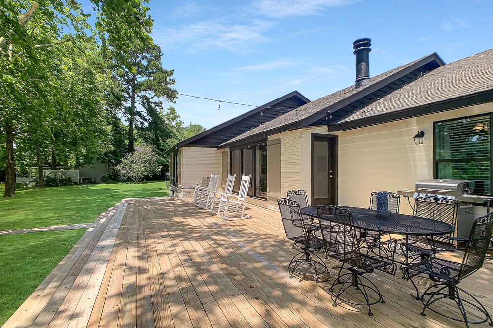 Photo of Patio Balcony in Northport