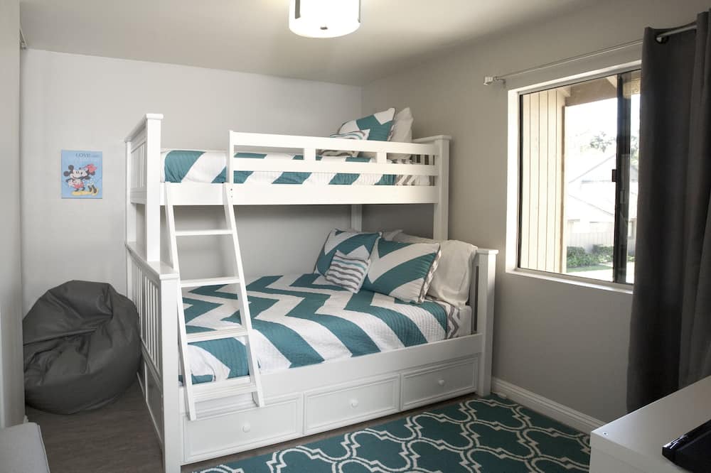 Photo of Bedroom in Hermosa Village