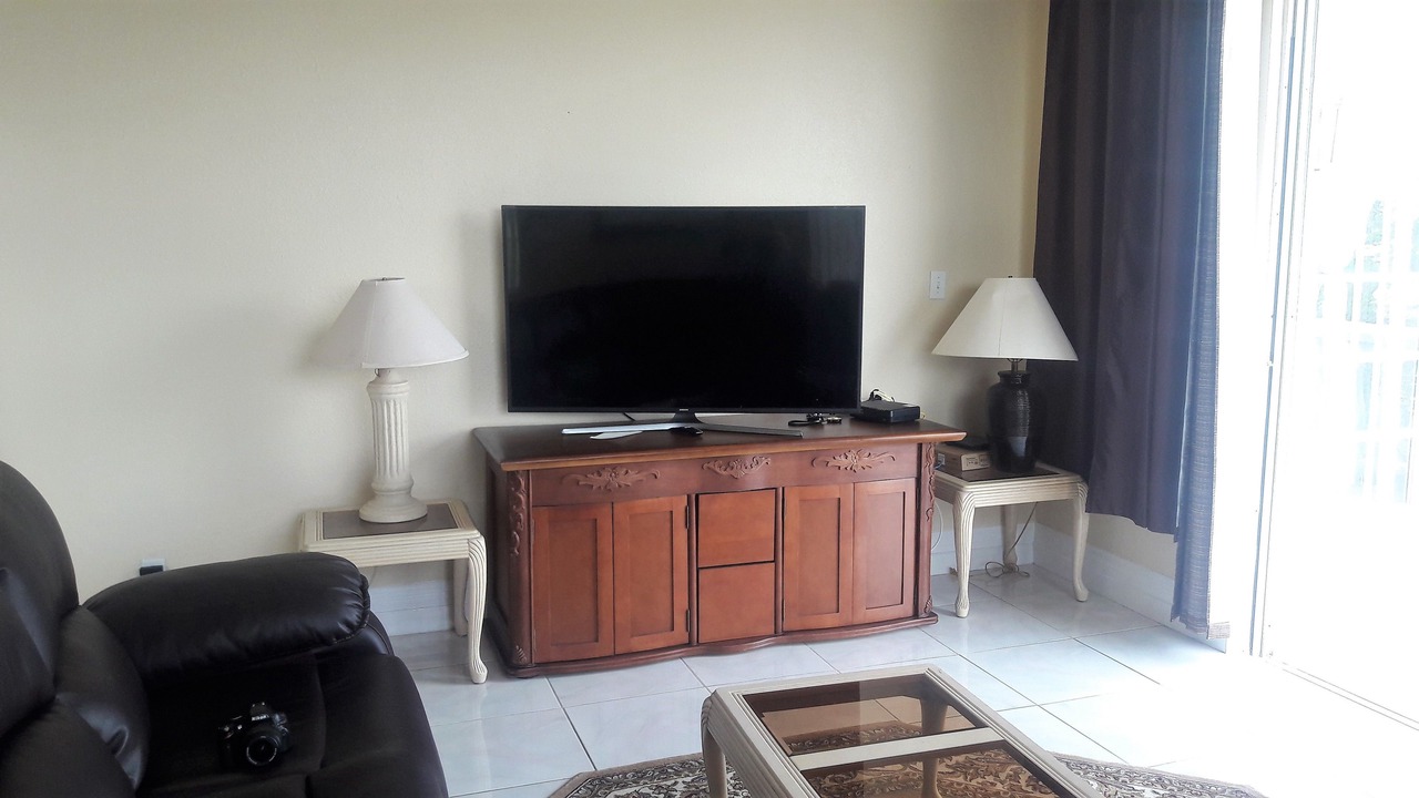 Photo of Bedroom in Bahamas Terrace
