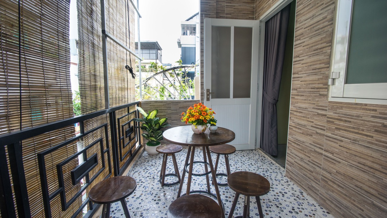Photo of Patio Balcony in Bui Thi Xuan
