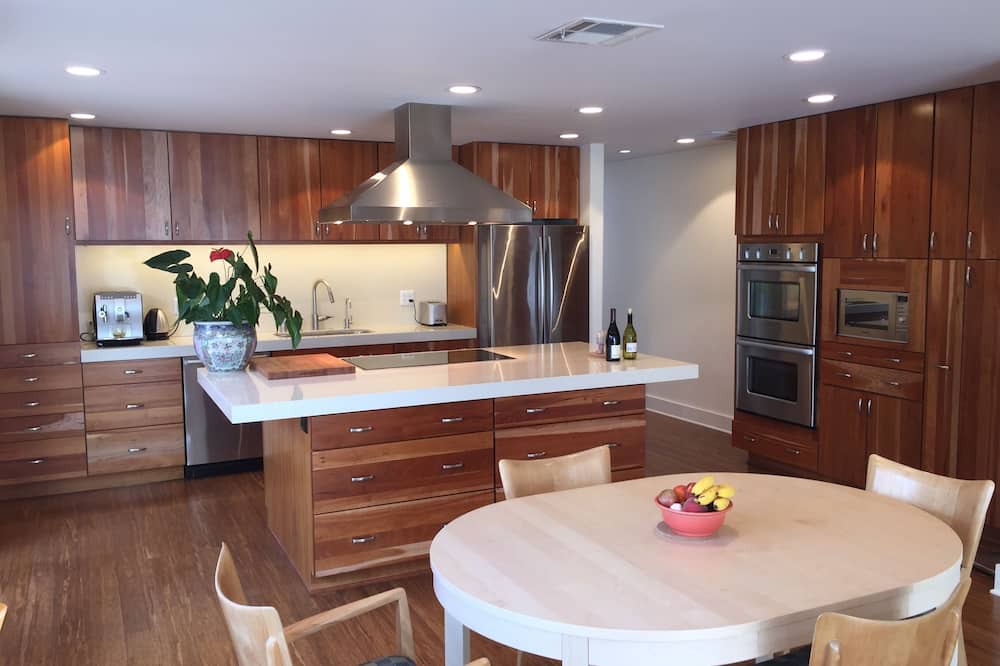 Photo of Kitchen in Los Feliz