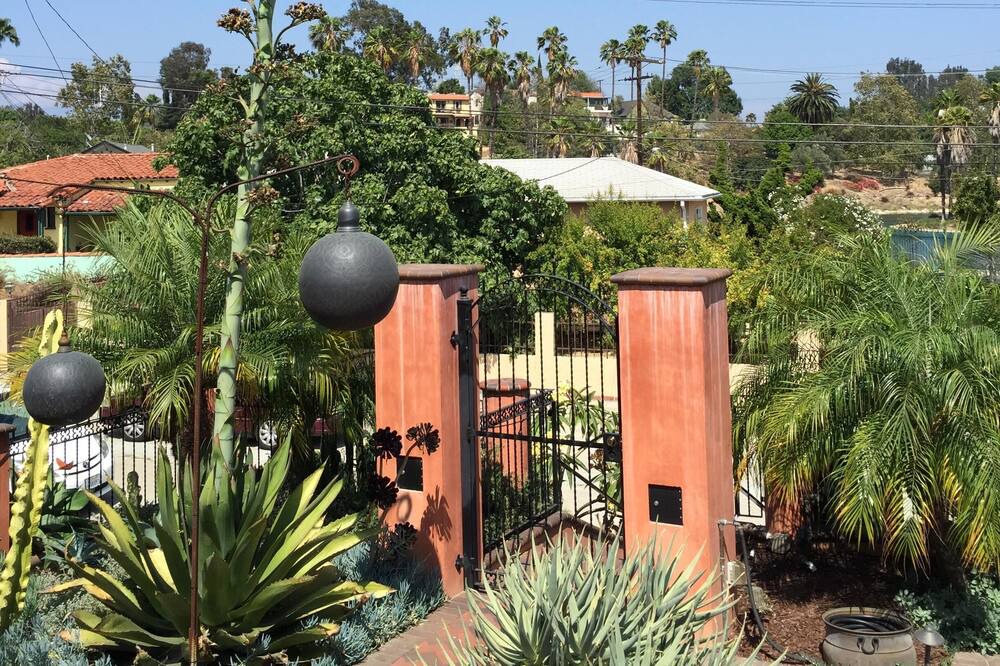 Photo of Outdoor in Los Feliz