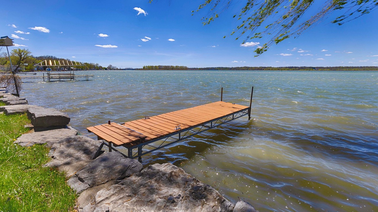 Photo of Outdoor in Cayuga