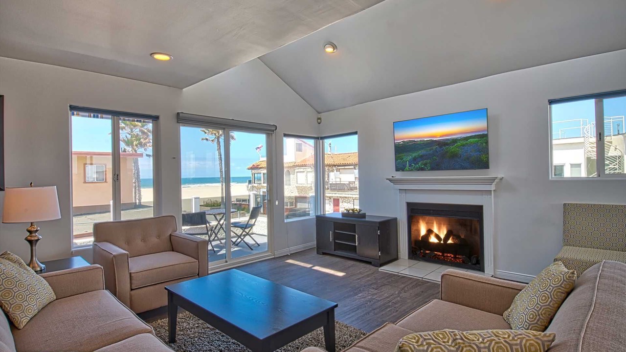 Photo of Livingroom in Santa Ana Heights