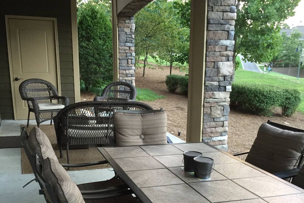 Photo of Patio Balcony in Talladega