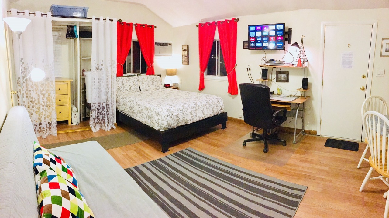 Photo of Bedroom in Atwater Village