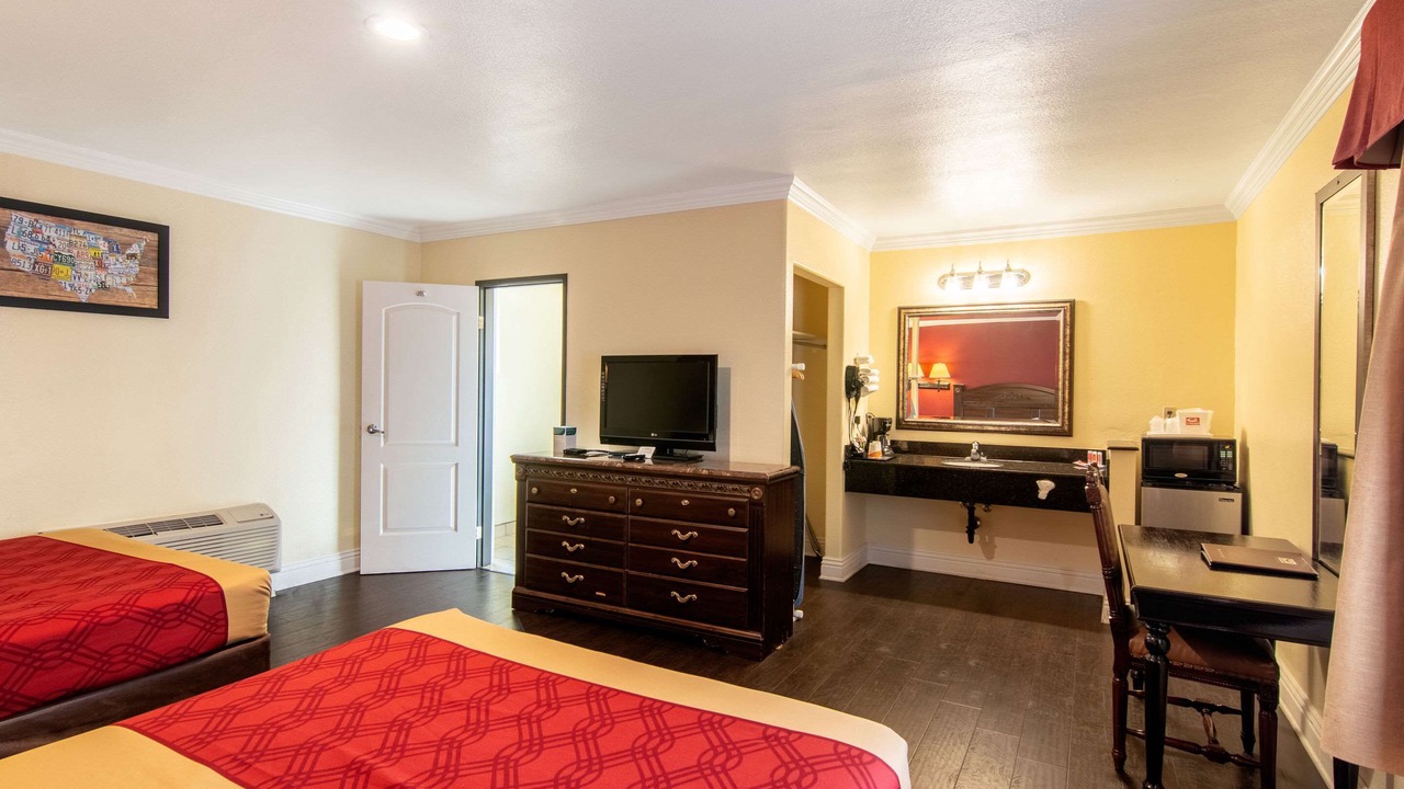 Photo of Bedroom in Circle Area