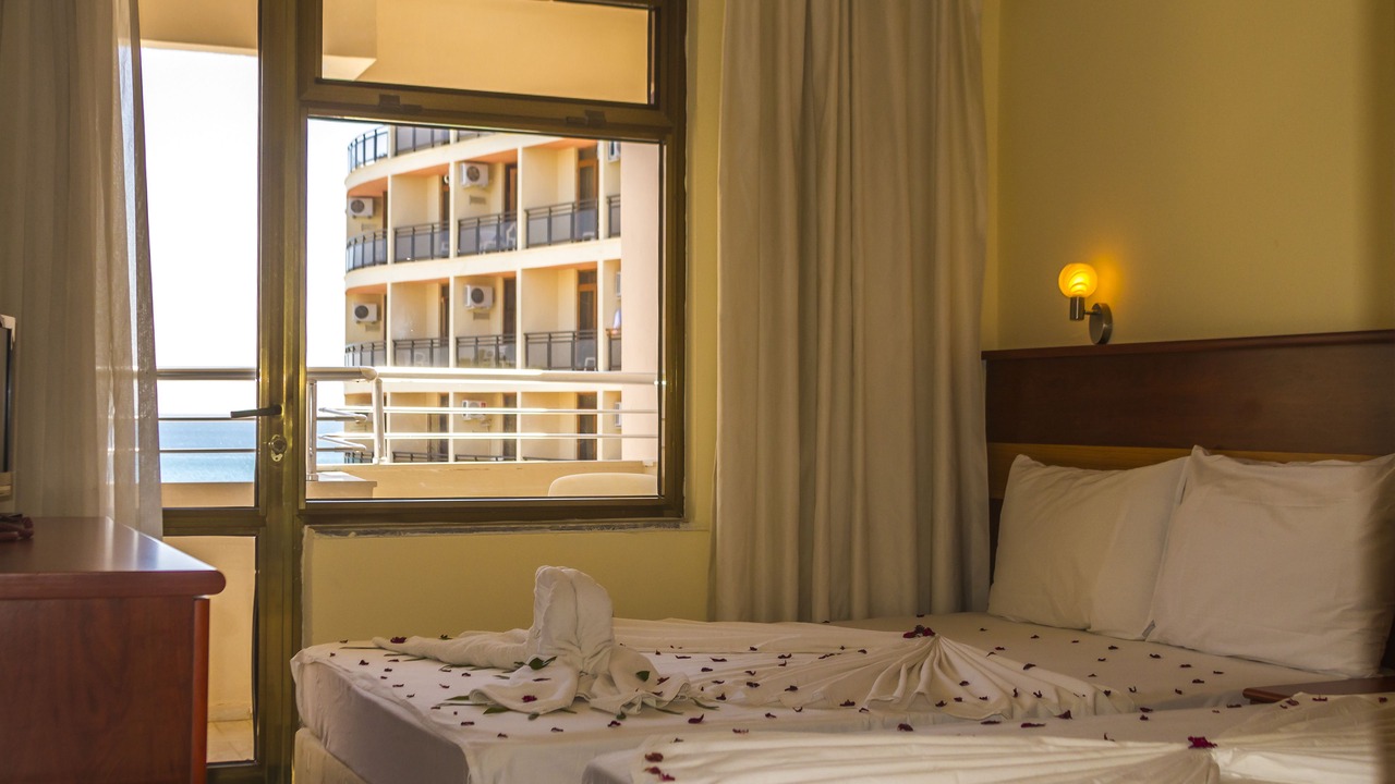 Photo of Bedroom in Altinkum