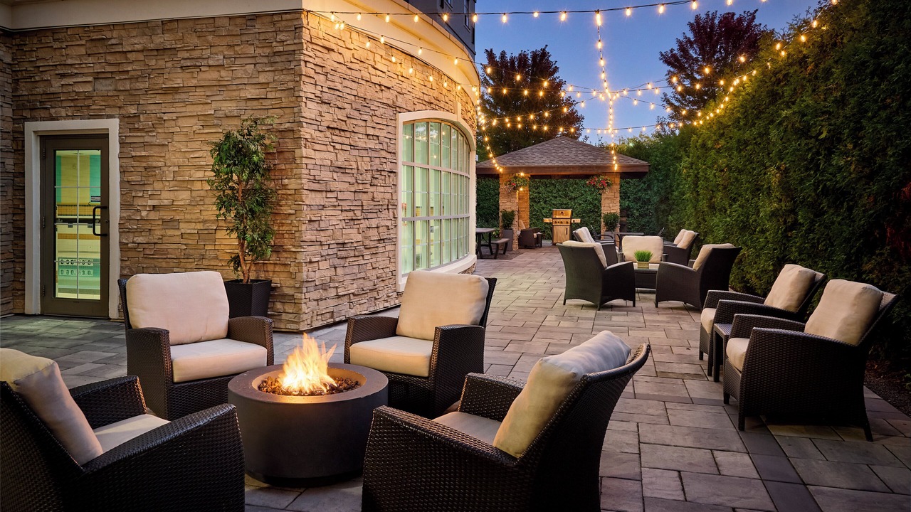 Photo of Outdoor in Oakville