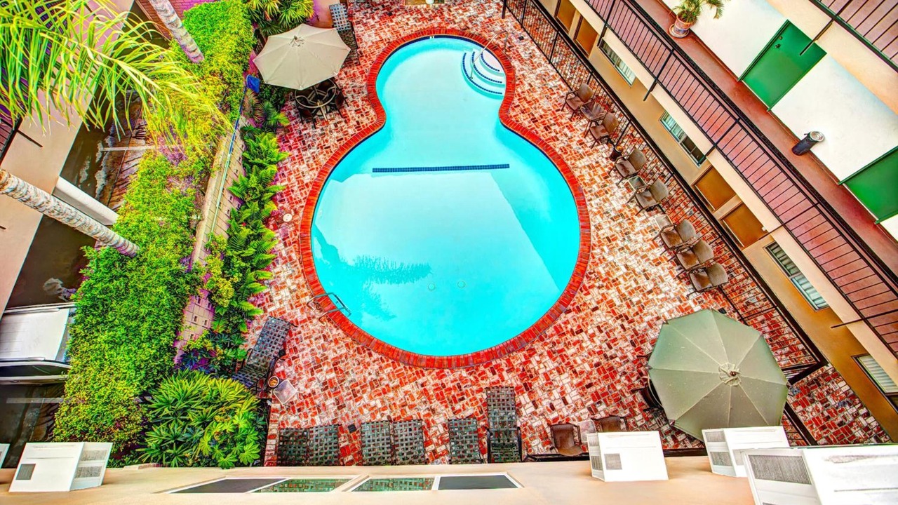 Photo of Outdoor in Greater Wilshire - Hancock Park