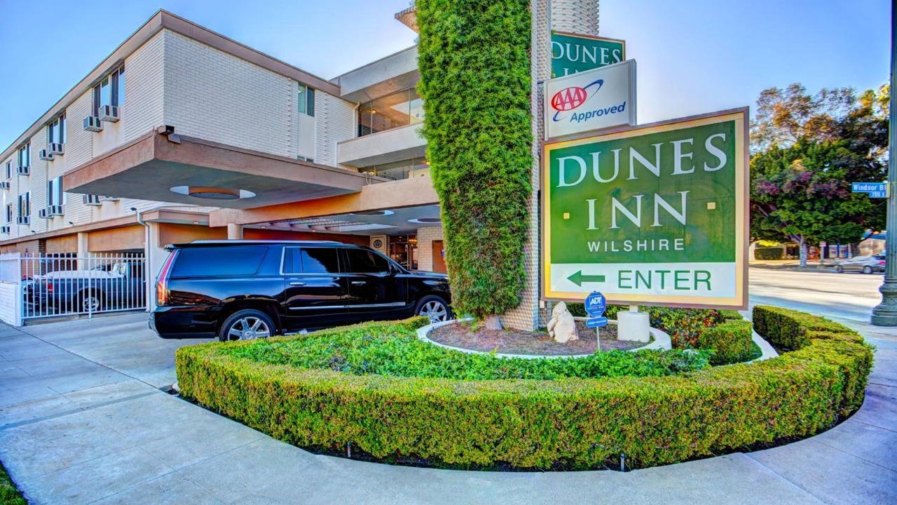 Photo of Outdoor in Greater Wilshire - Hancock Park