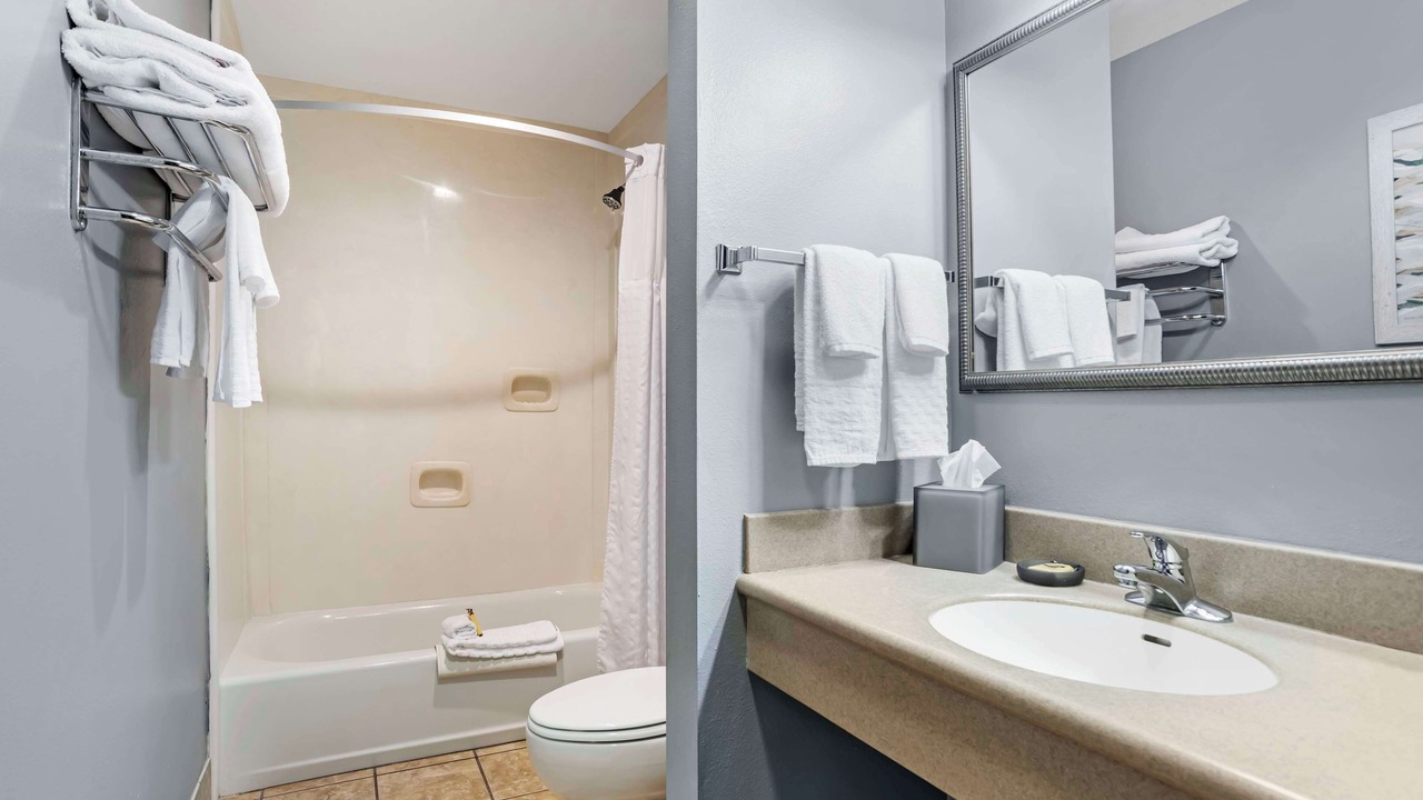 Photo of Bathroom in Demopolis