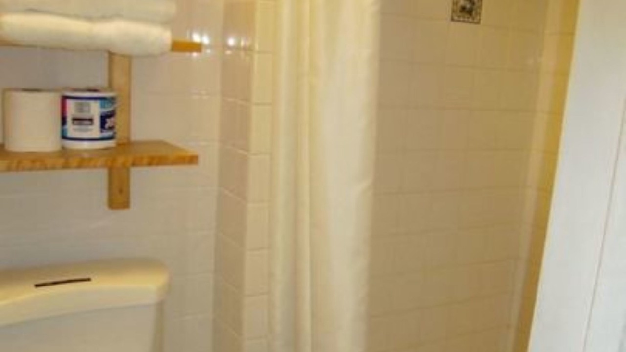 Photo of Bathroom in Sunset Junction