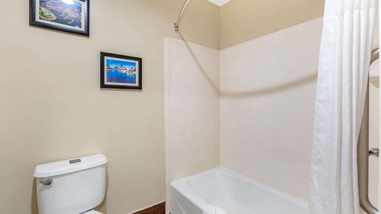 Photo of Bedroom in Monterey Park