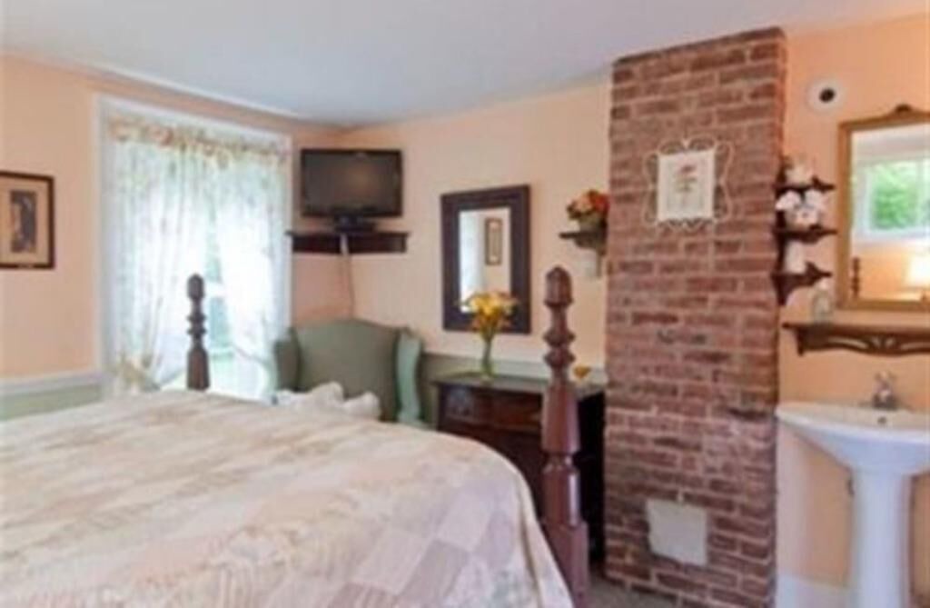 Photo of Bedroom in Vernon