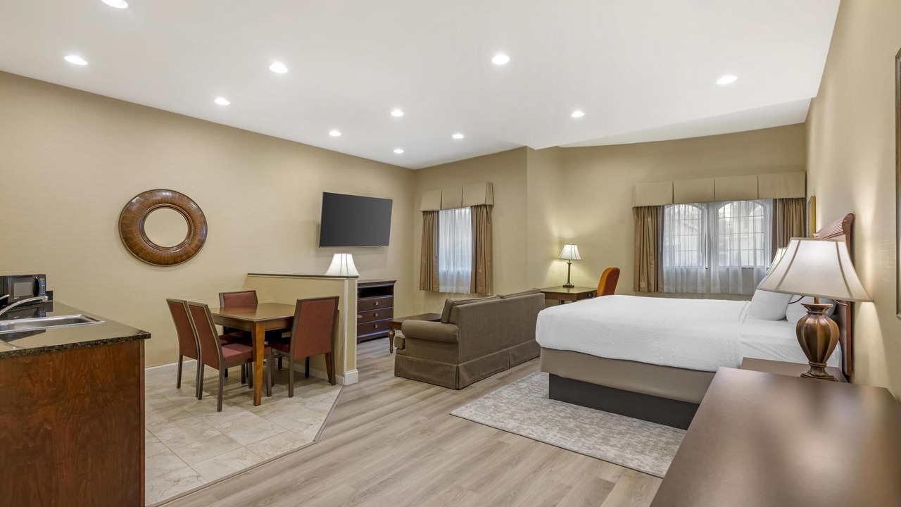 Photo of Bedroom in Penn Yan