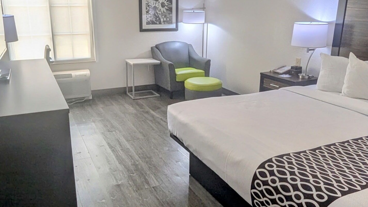 Photo of Bedroom in Prattville