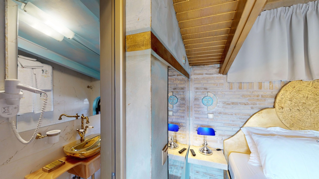 Photo of Bathroom in Parga