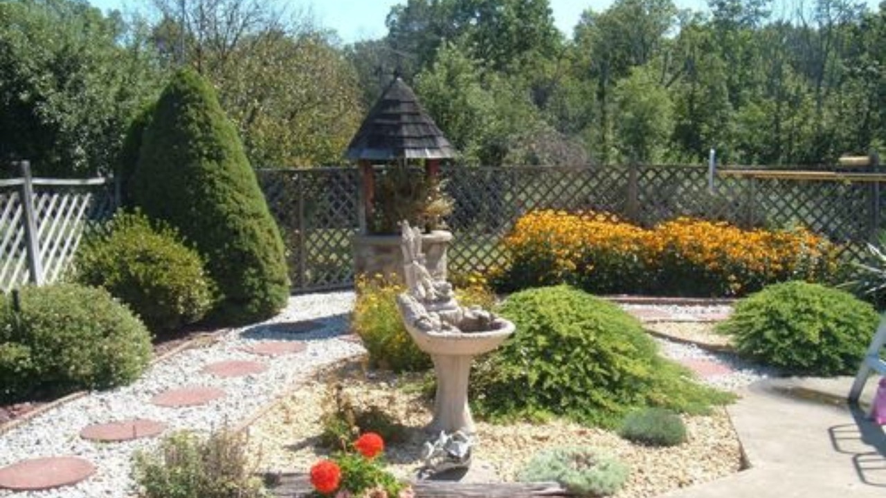 Photo of Others in Blooming Grove