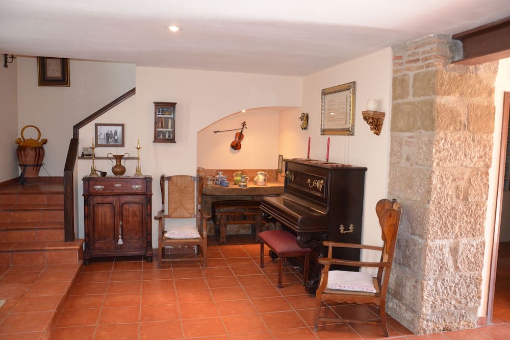 Photo of Livingroom in Santa Lecina