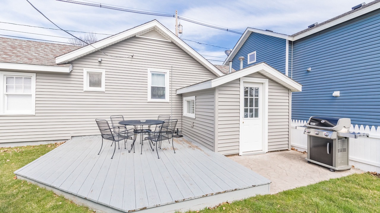 Photo of Outdoor in Olcott
