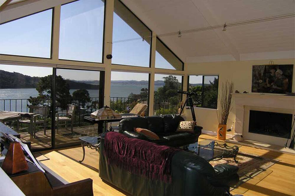 Photo of Others in Belvedere Tiburon