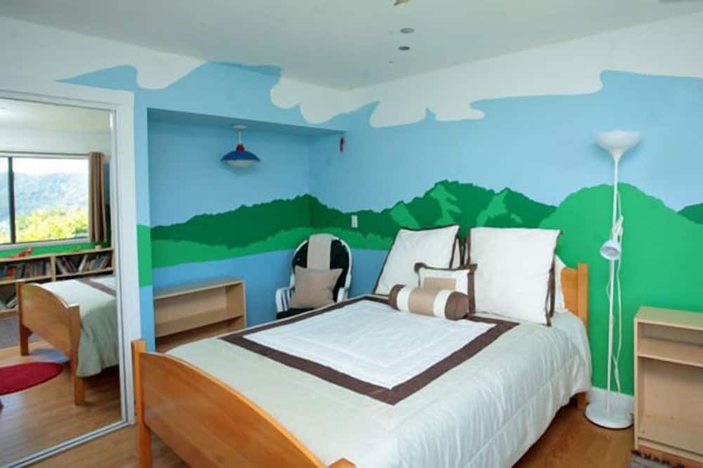 Photo of Bedroom in Belvedere Tiburon