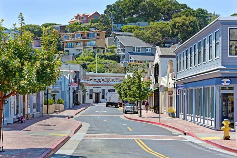 Photo of Others in Belvedere Tiburon