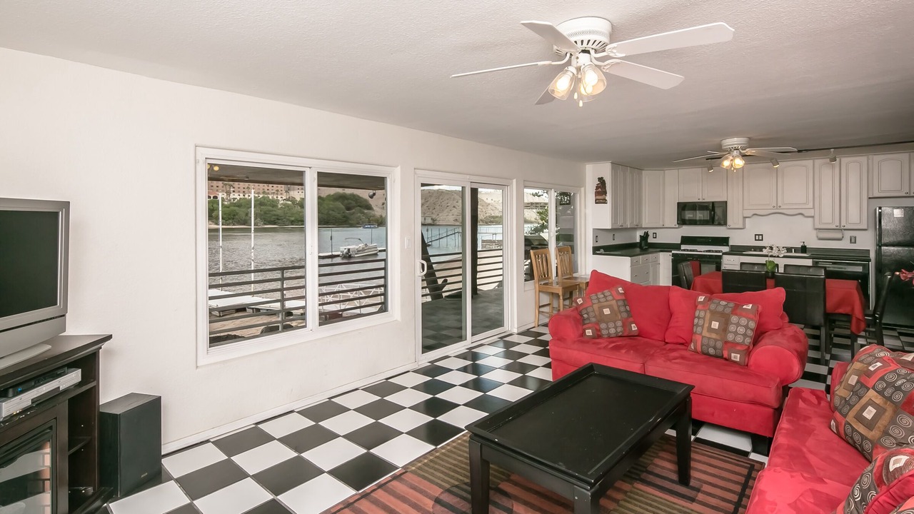 Photo of Livingroom in Bullhead City