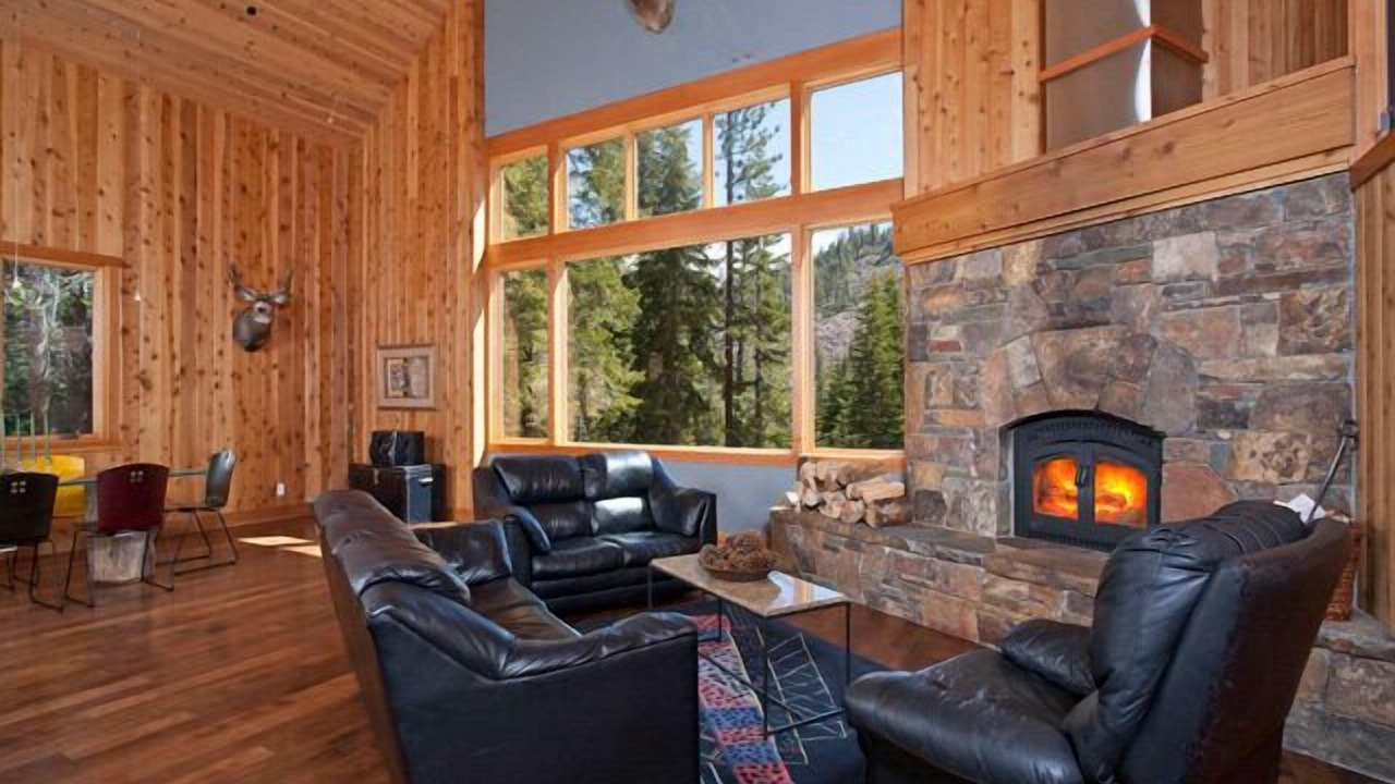 Photo of Livingroom in Olympic Valley