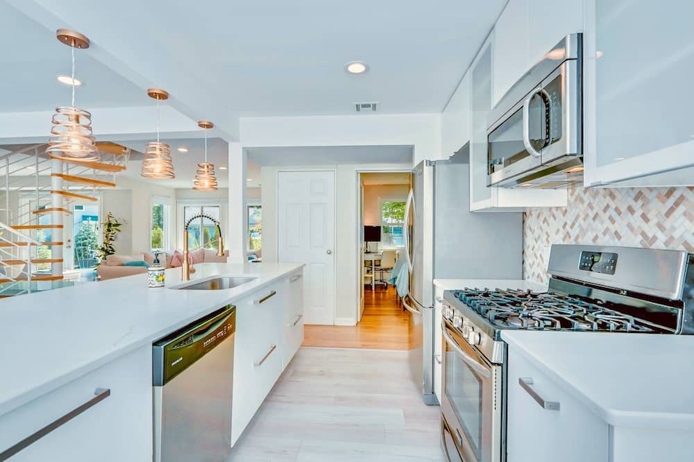 Photo of Kitchen in Bergenfield