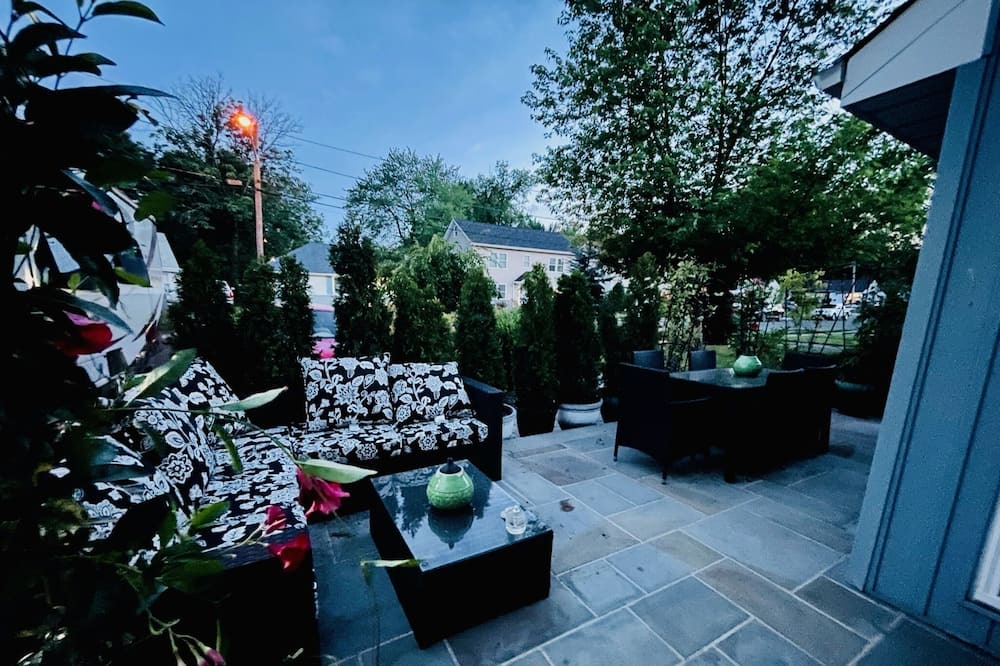 Photo of Outdoor in Bergenfield