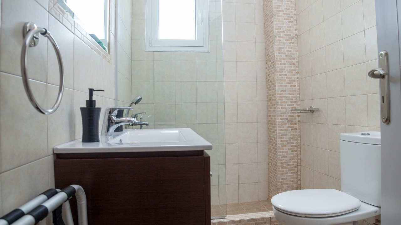 Photo of Bathroom in Foinikounta