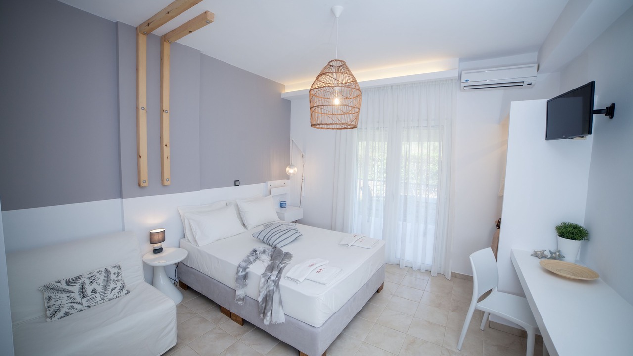 Photo of Bedroom in Foinikounta
