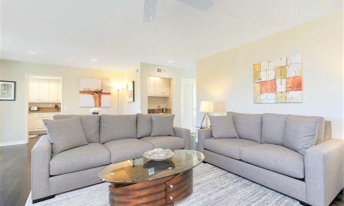 Photo of Livingroom in Lomas Santa Fe Country Club Villas