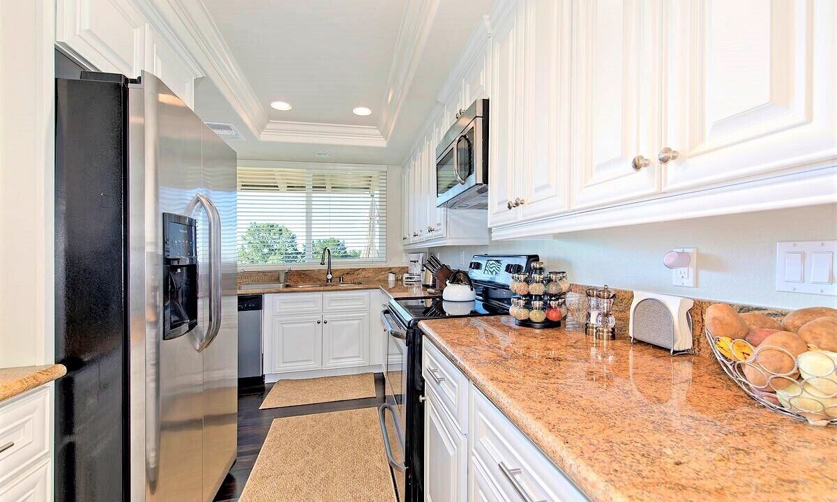 Photo of Kitchen in Lomas Santa Fe Country Club Villas