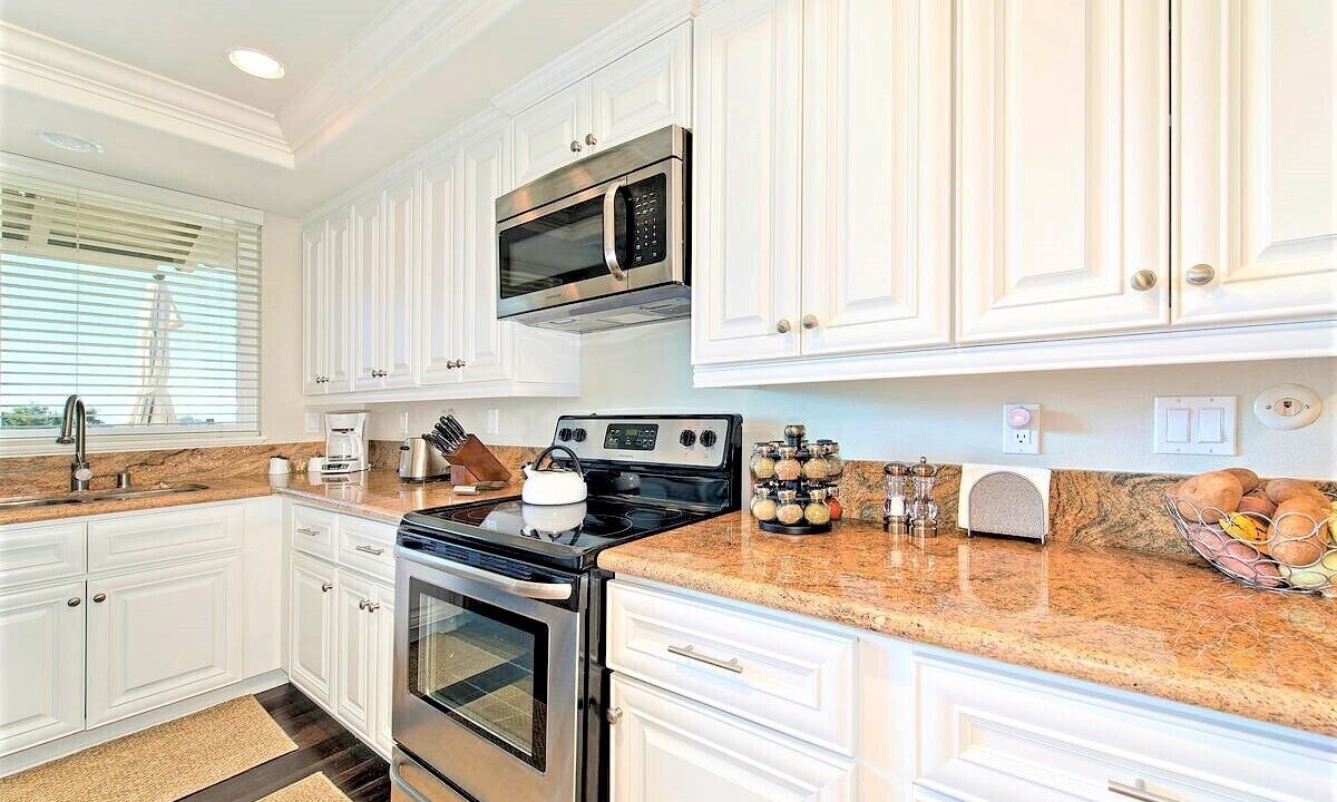 Photo of Kitchen in Lomas Santa Fe Country Club Villas