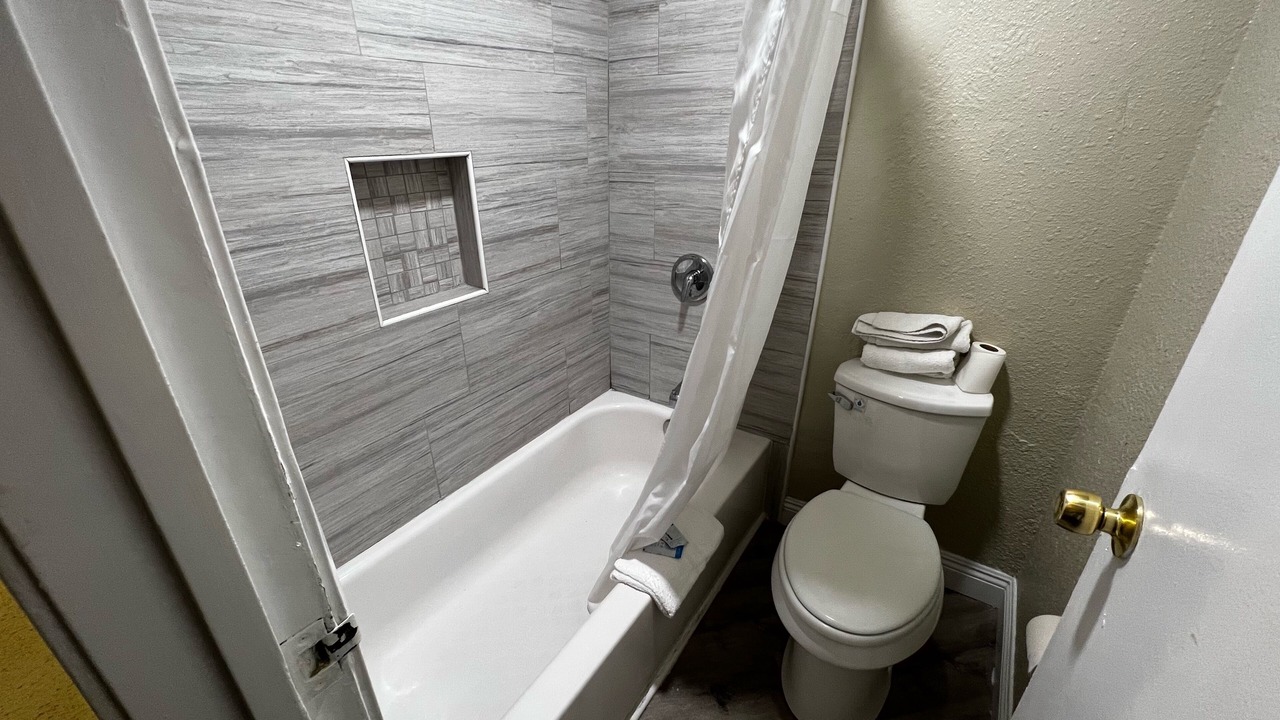 Photo of Bathroom in Orange