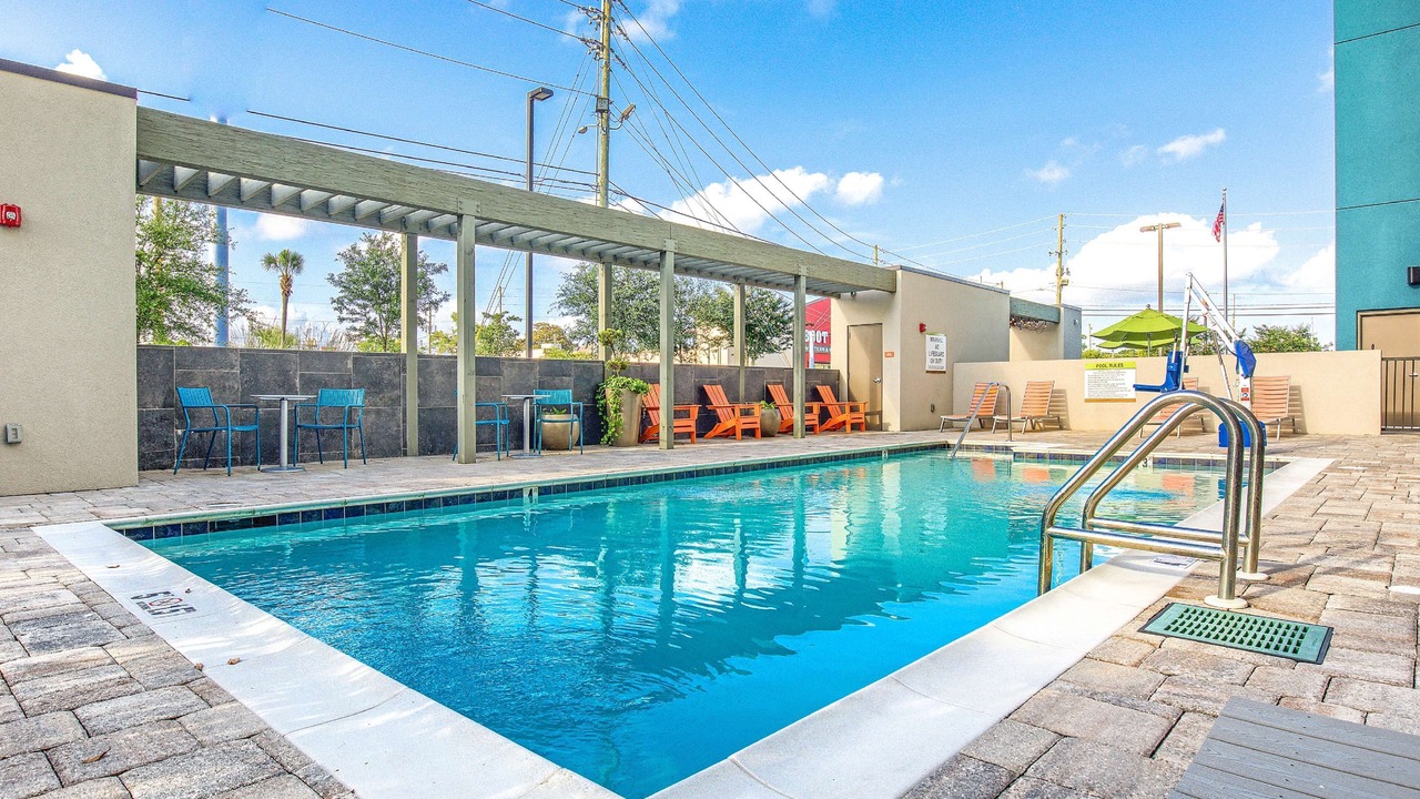 Photo of Outdoor in Tillmans Corner
