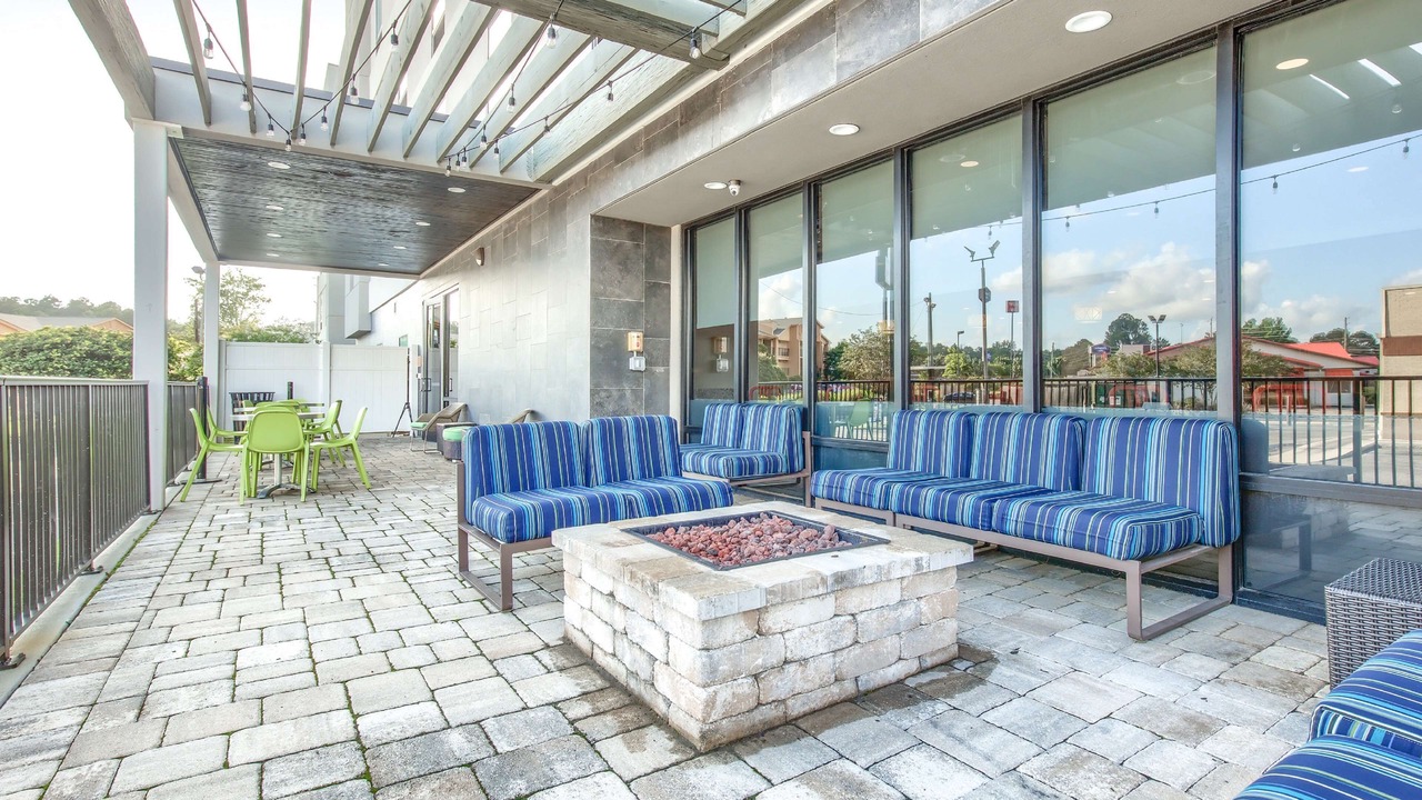 Photo of Patio Balcony in Tillmans Corner