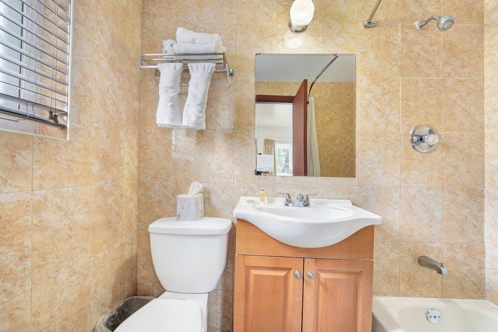 Photo of Bathroom in Morningside