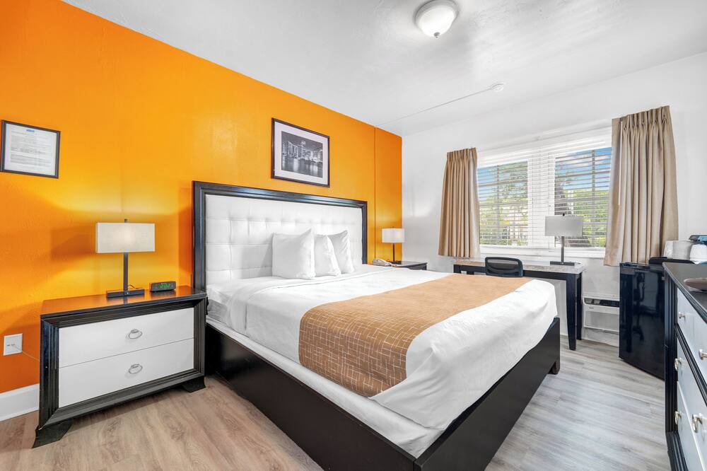 Photo of Bedroom in Morningside