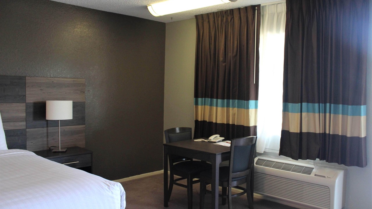 Photo of Bedroom in Santa Ana Heights