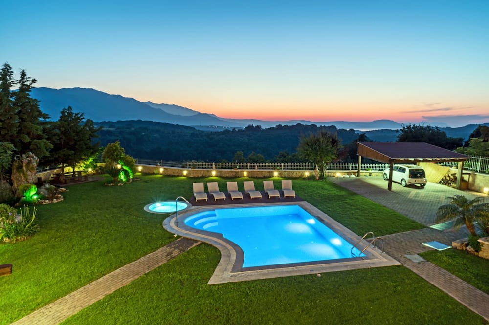 Photo of Outdoor in Kaloniktis