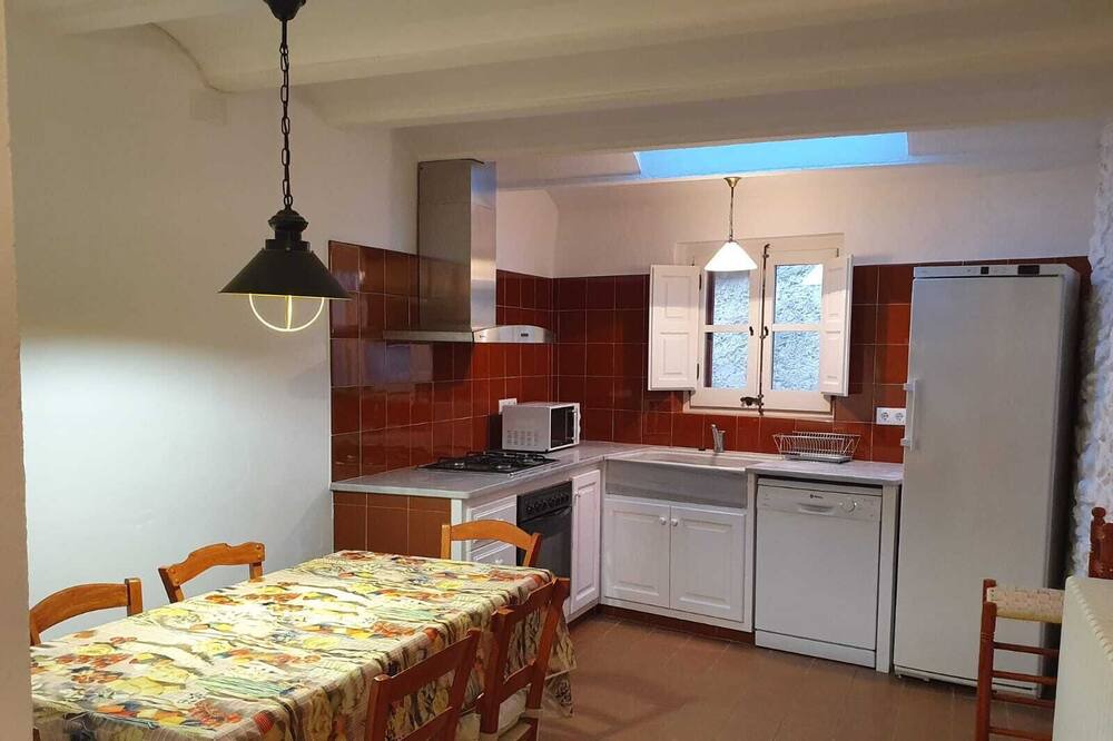 Photo of Kitchen in Peratallada