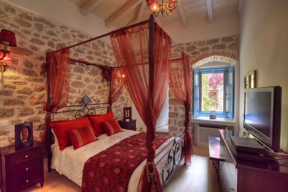 Photo of Bedroom in Hydra